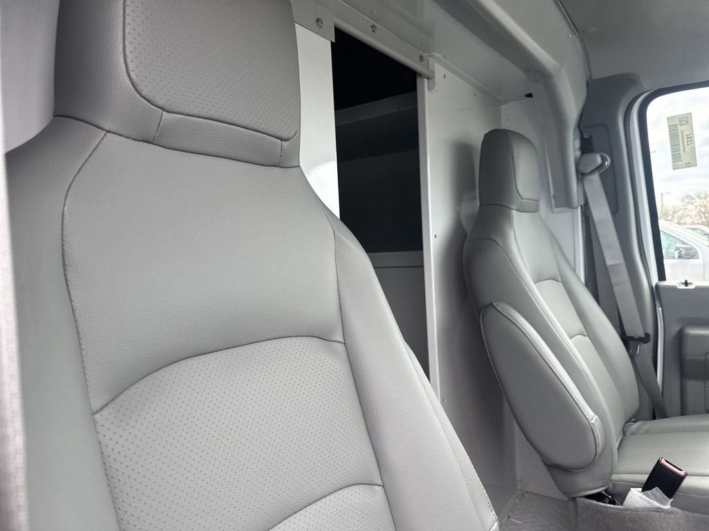 New 2025 Ford E-350 and Econoline 350 Super Duty w/ Power Equipment Group image 26