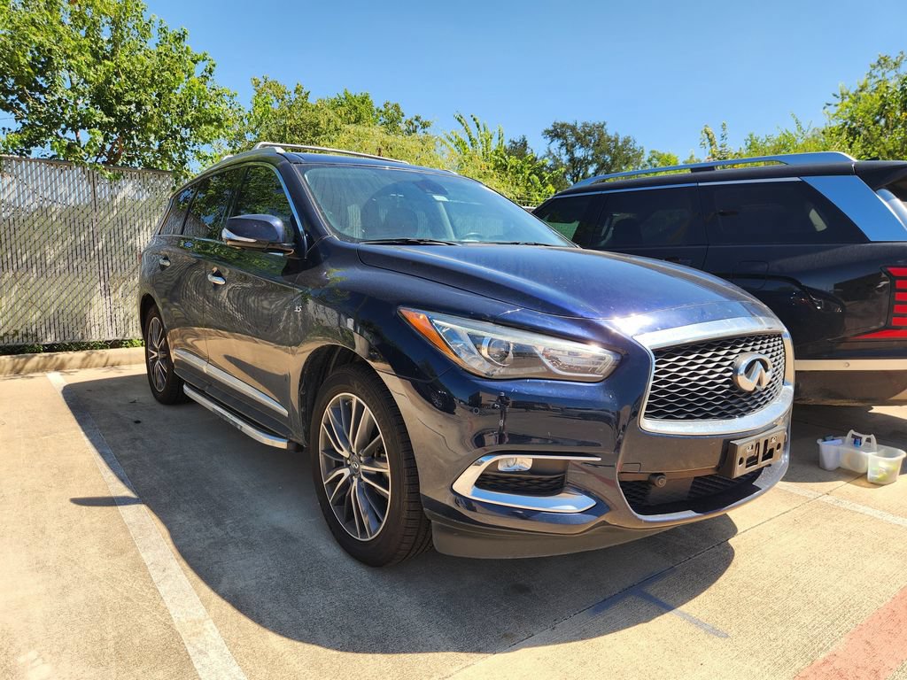 Used 2017 INFINITI QX60 FWD w/ Deluxe Technology Package image 3