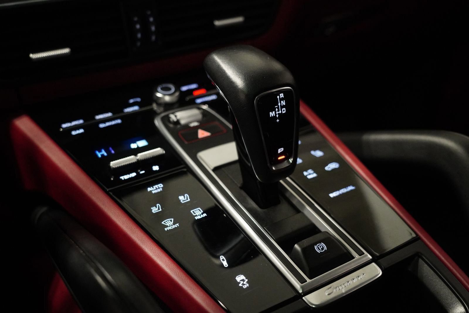 Used 2022 Porsche Cayenne Turbo S image 27