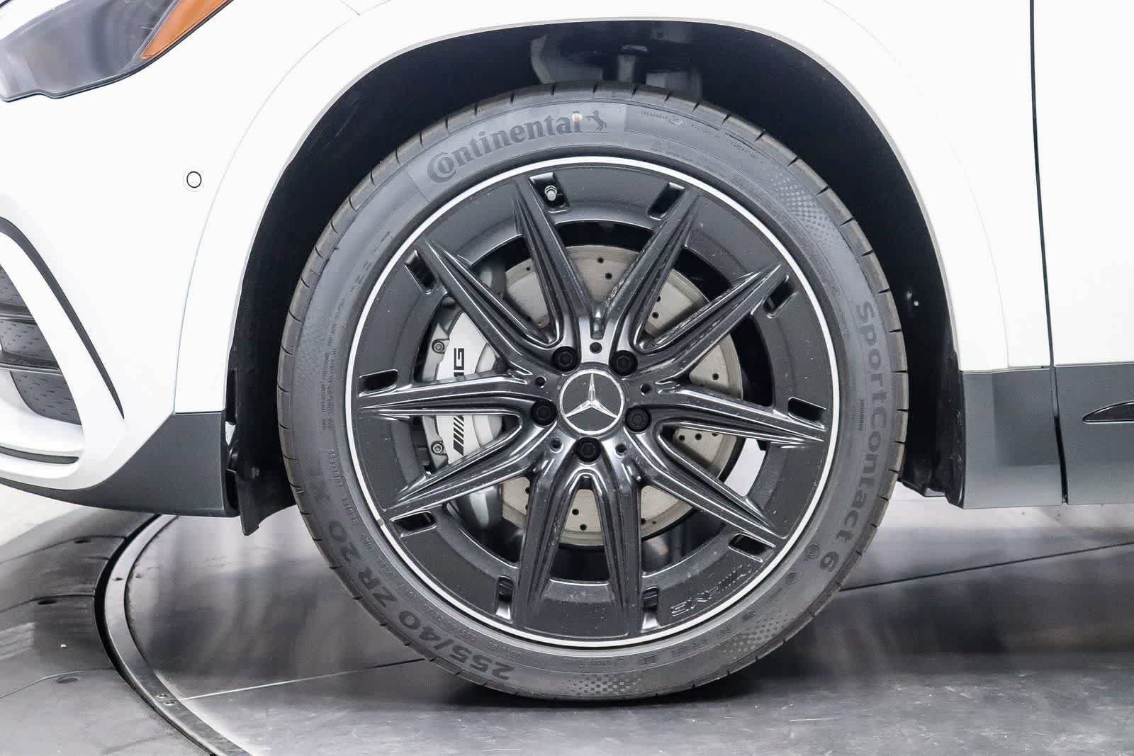 New 2025 Mercedes-Benz GLA 35 AMG 4MATIC image 9