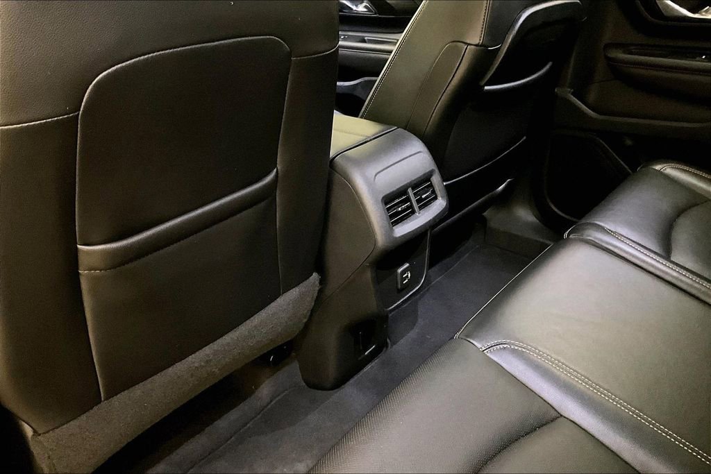 Used 2021 GMC Terrain SLT AWD/4WD image 10