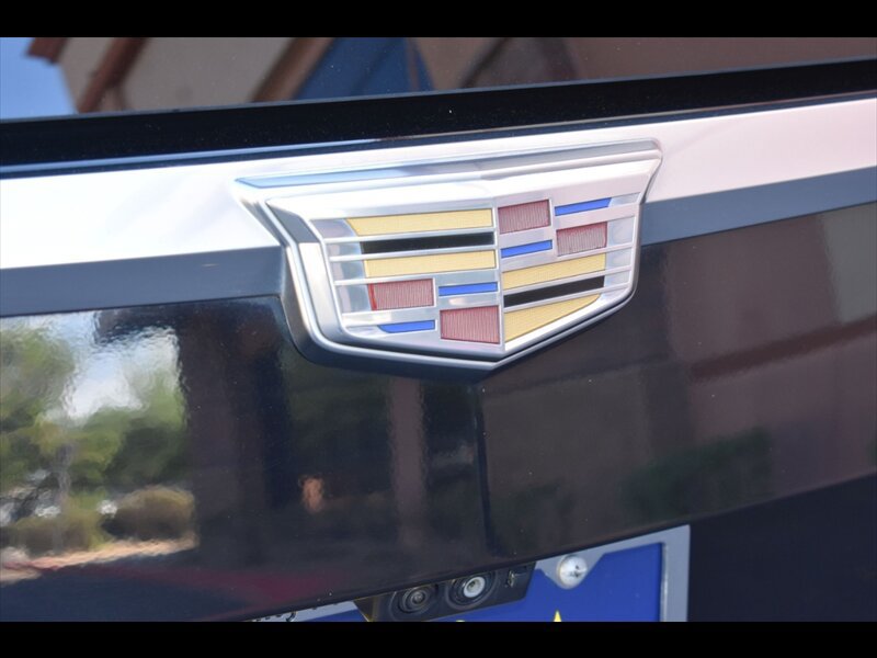 Used 2017 Cadillac Escalade Platinum AWD/4WD image 54