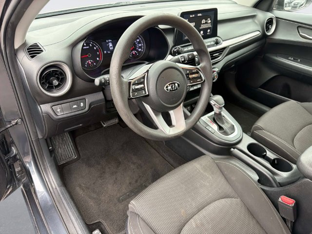 Used 2019 Kia Forte LXS FWD image 22