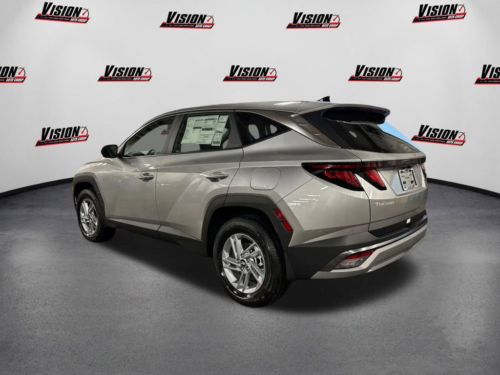 New 2026 Hyundai Tucson SE image 7