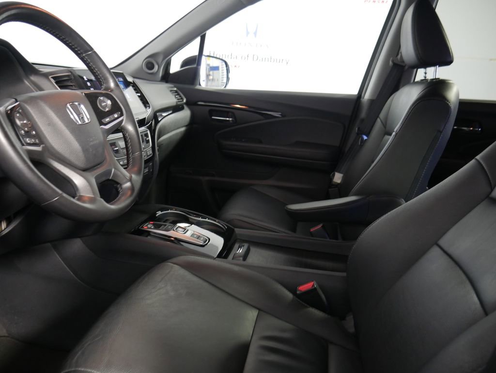 Used 2020 Honda Pilot Touring image 14