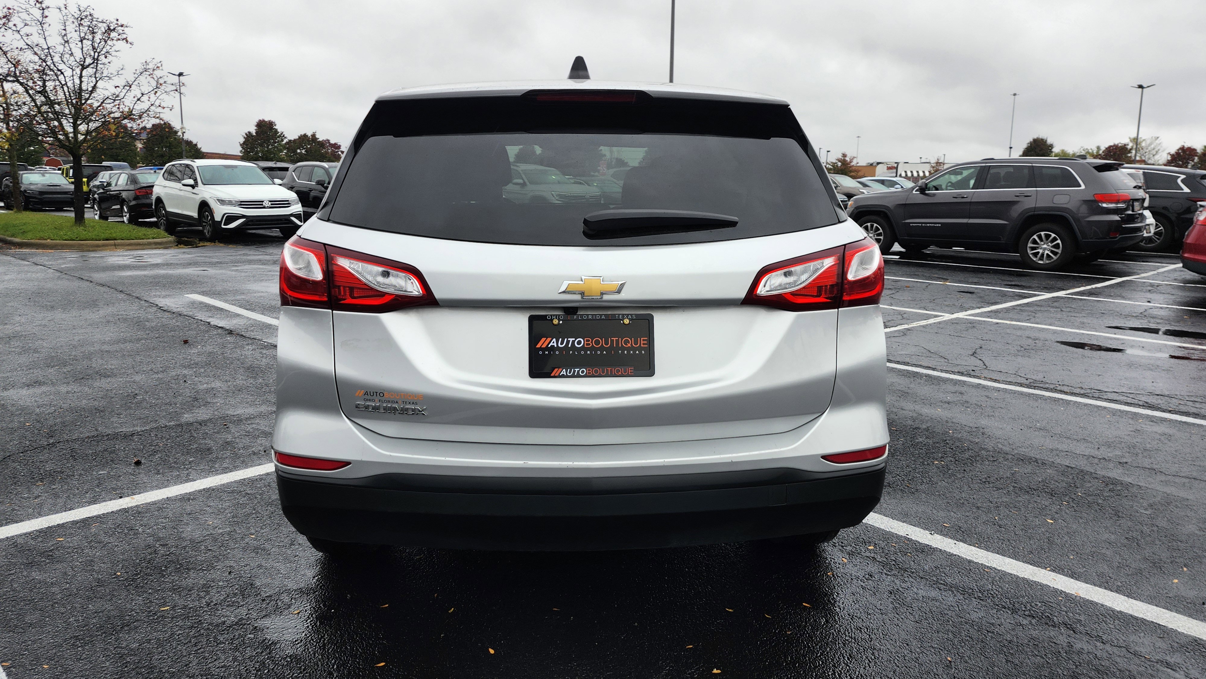 Used 2021 Chevrolet Equinox LS w/ LS Convenience Package image 9