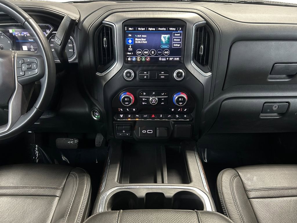 Used 2023 GMC Sierra 3500 Denali image 12