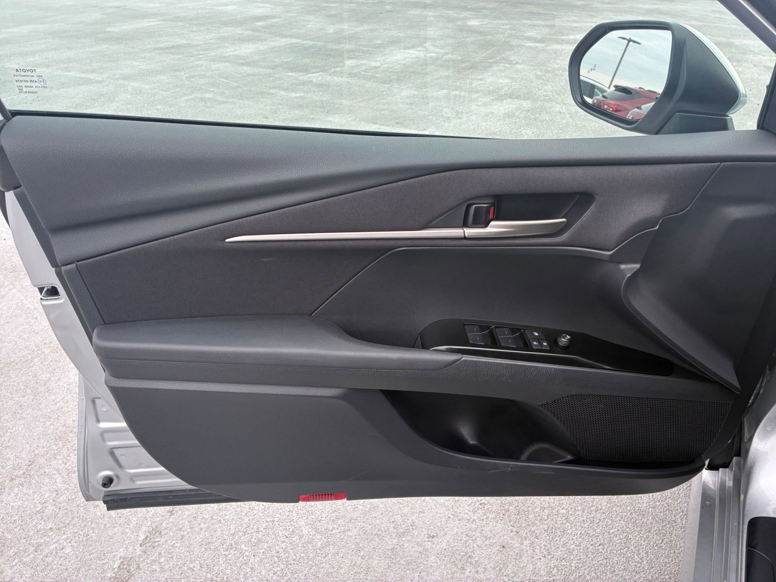 Used 2025 Toyota Camry LE image 20