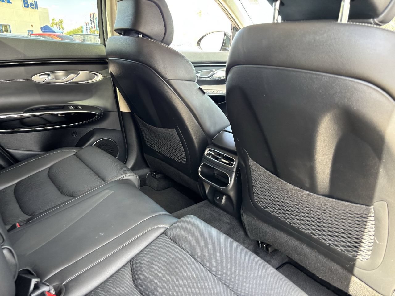 Used 2025 Genesis GV70 2.5T AWD/4WD image 11