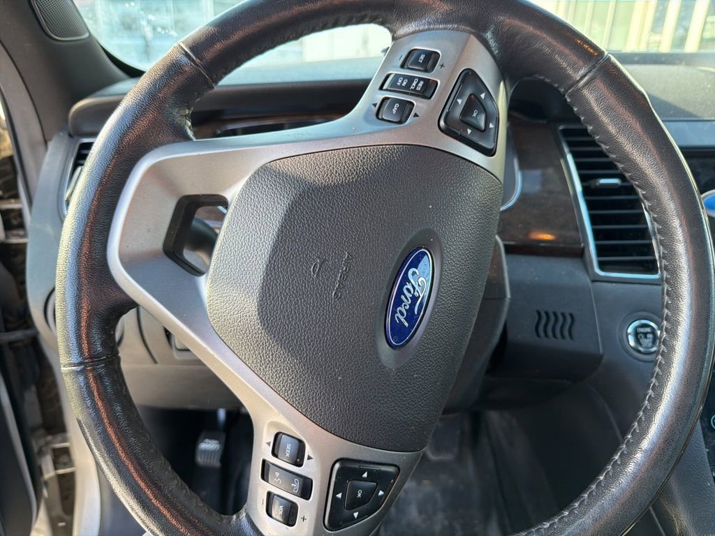 Used 2016 Ford Taurus Limited w/ Driver Assist Package image 14