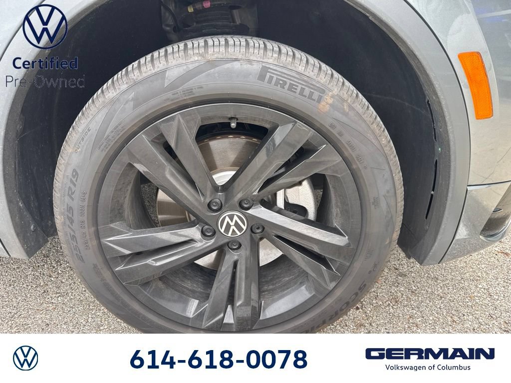 Certified 2024 Volkswagen Tiguan SE R-Line AWD/4WD image 14