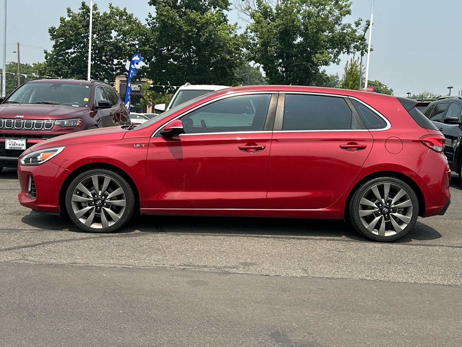 Used 2018 Hyundai Elantra GT Sport FWD image 7