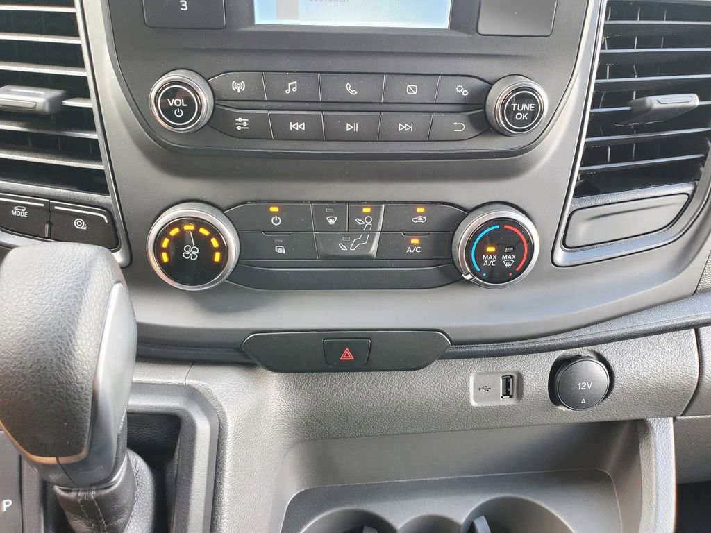 New 2025 Ford Transit 150 Low Roof image 30