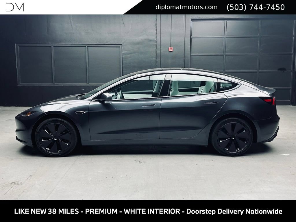 Used 2026 Tesla Model 3 RWD image 3