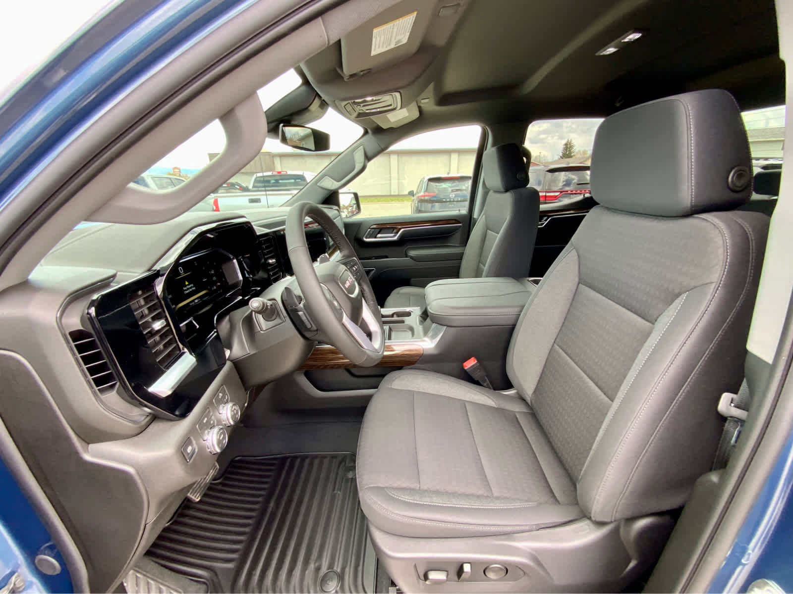 New 2026 GMC Sierra 1500 Elevation AWD/4WD image 25