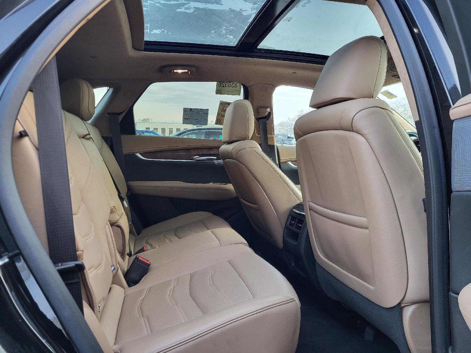 Used 2024 Cadillac XT5 Sportv image 11