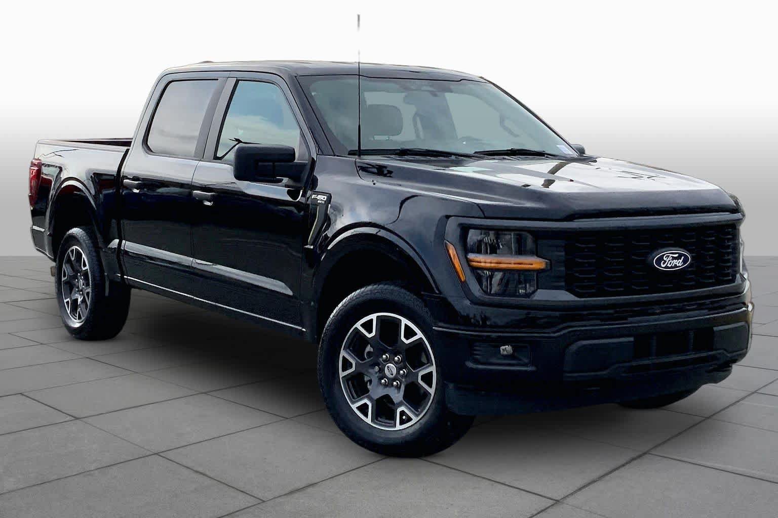 Used 2025 Ford F150 STX w/ Equipment Group 200A AWD/4WD image 6