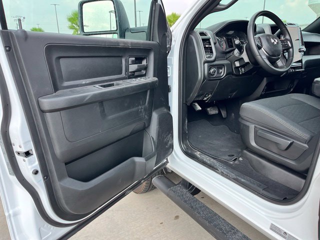 New 2027 RAM 3500 Tradesman AWD/4WD image 14