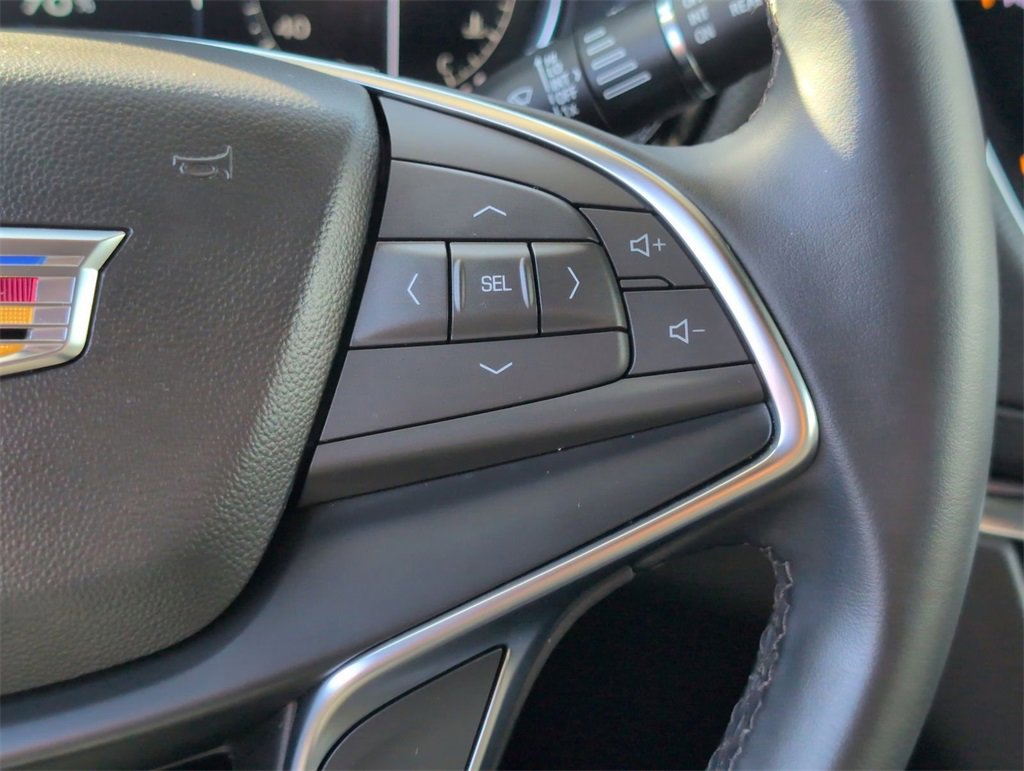 Certified 2024 Cadillac XT5 Luxury image 10