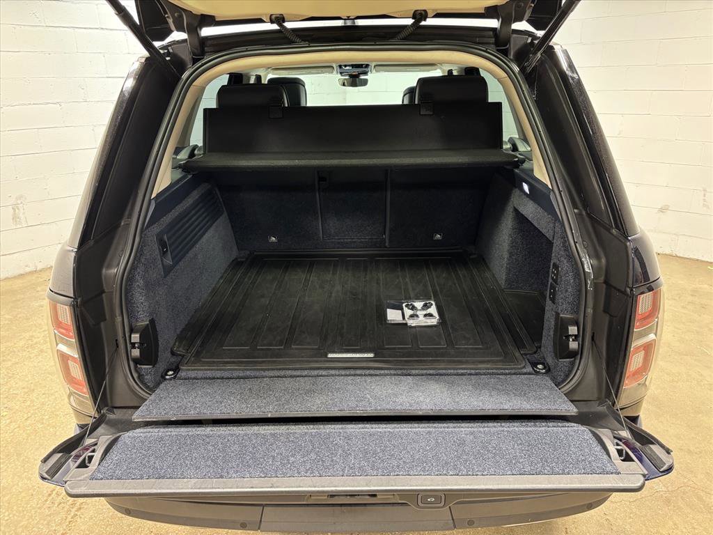 Used 2020 Land Rover Range Rover Long Wheelbase HSE image 43