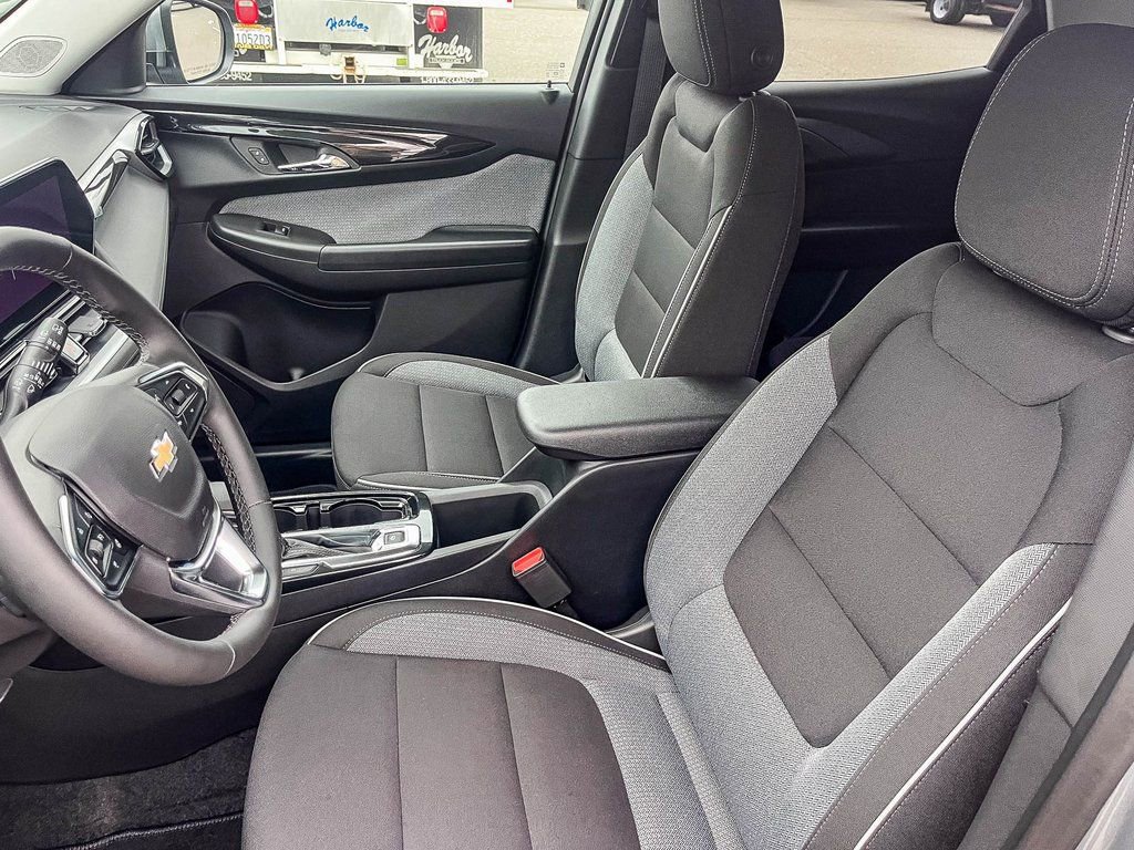 New 2026 Chevrolet TrailBlazer LT w/ Convenience Package image 16