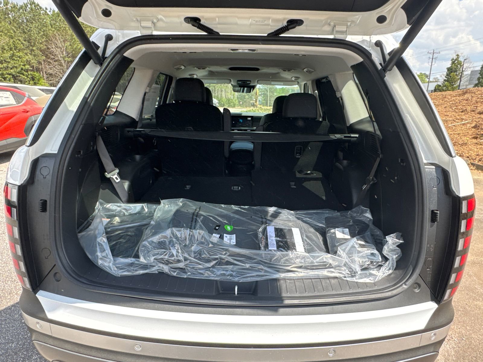 New 2026 Hyundai Palisade SEL Premium FWD image 19
