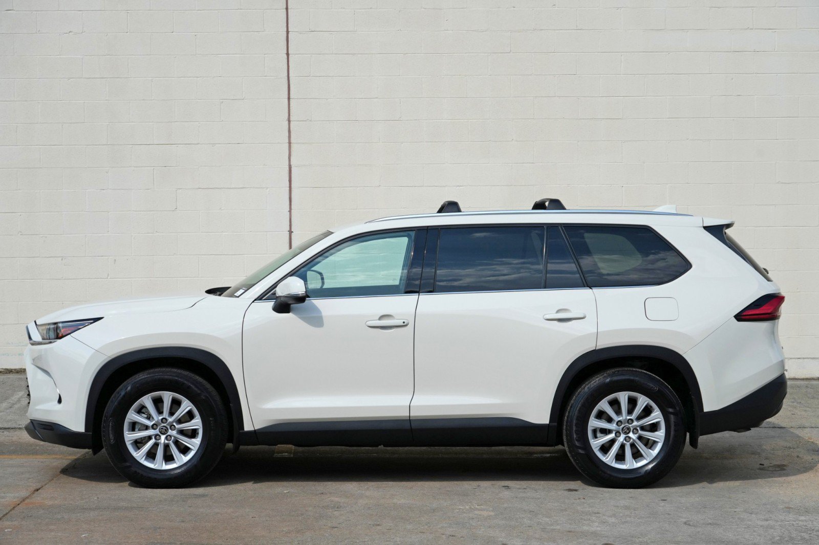 Used 2024 Toyota Grand Highlander AWD image 50