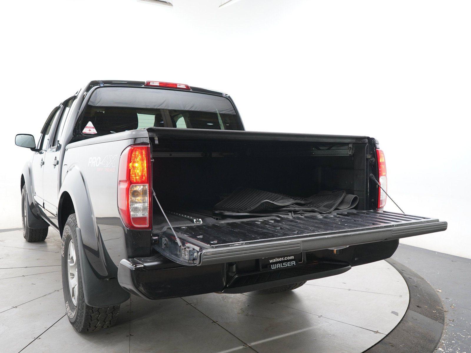 Used 2012 Nissan Frontier PRO-4X AWD/4WD image 18