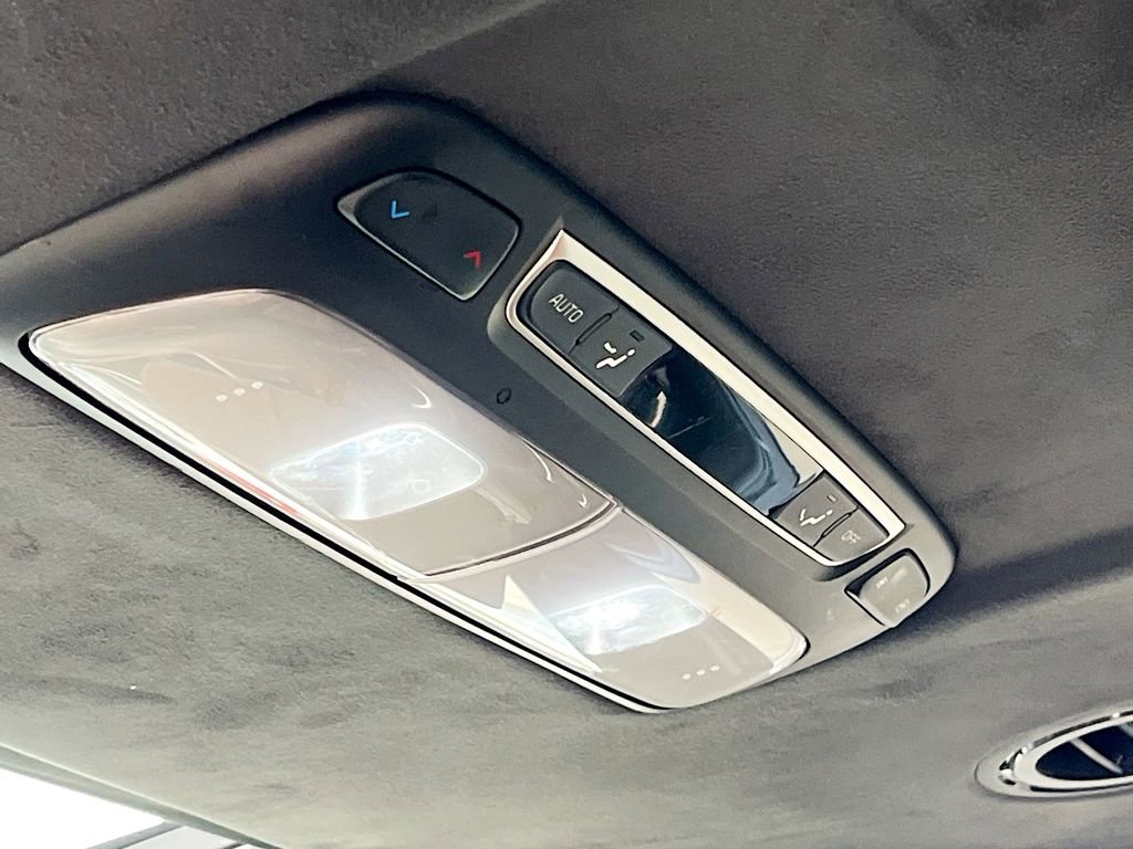 Used 2022 Kia Telluride SX w/ SX Prestige Package image 25