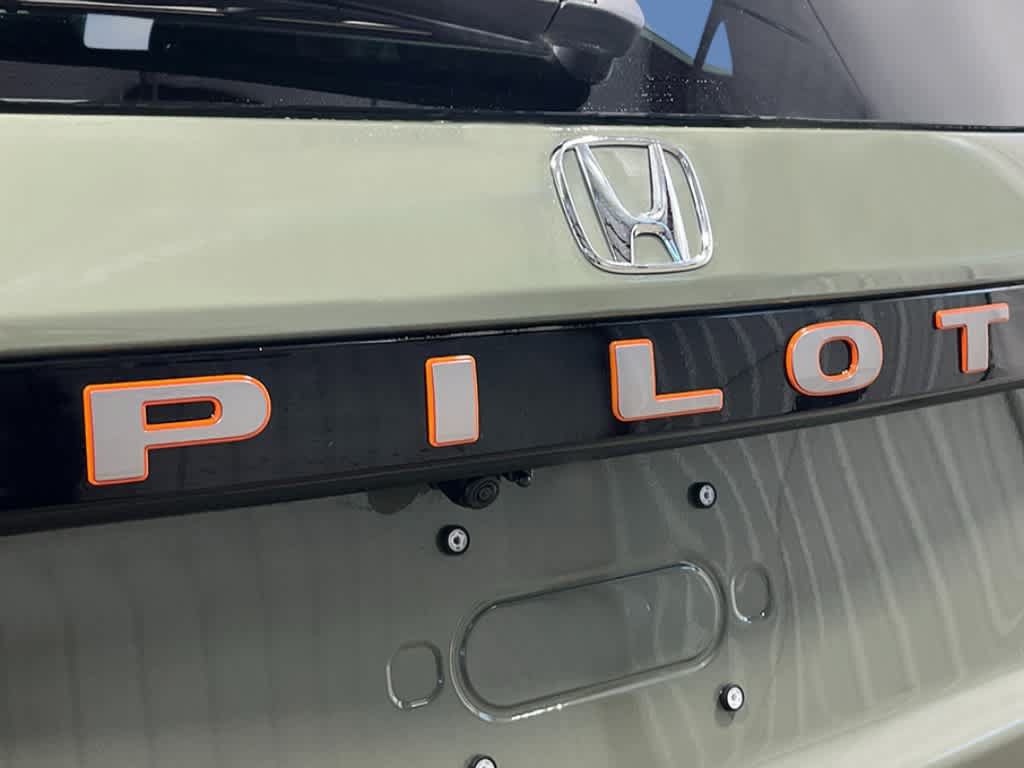 New 2026 Honda Pilot TrailSport image 6