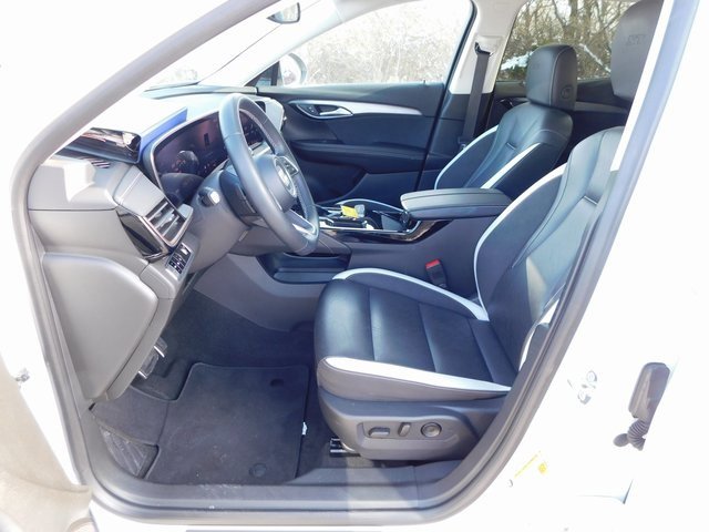 Used 2025 Buick Envision Sport Touring image 12