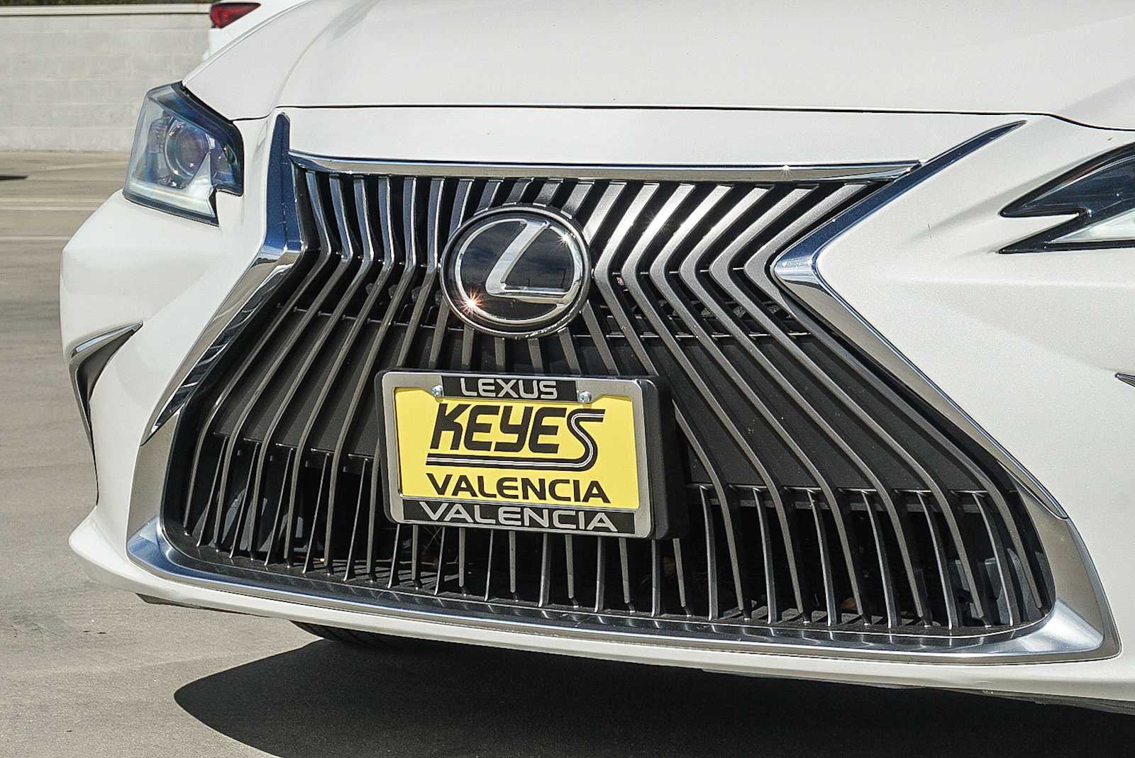 Used 2020 Lexus ES 350 w/ Accessory Package 2 image 8