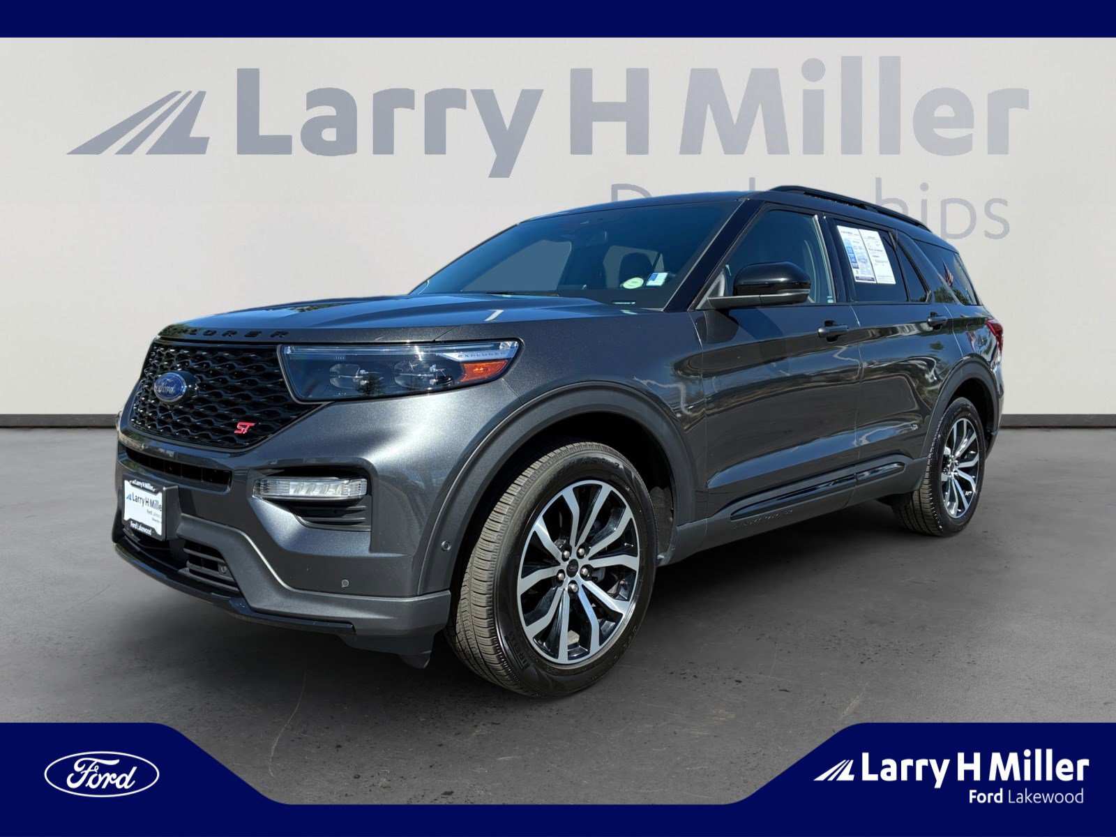 Used 2020 Ford Explorer ST w/ Premium Technology Package AWD/4WD image 1