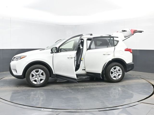 Used 2015 Toyota RAV4 LE AWD/4WD image 49