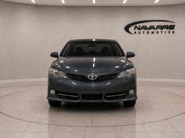 Used 2012 Toyota Camry SE w/ Convenience Pkg FWD image 3