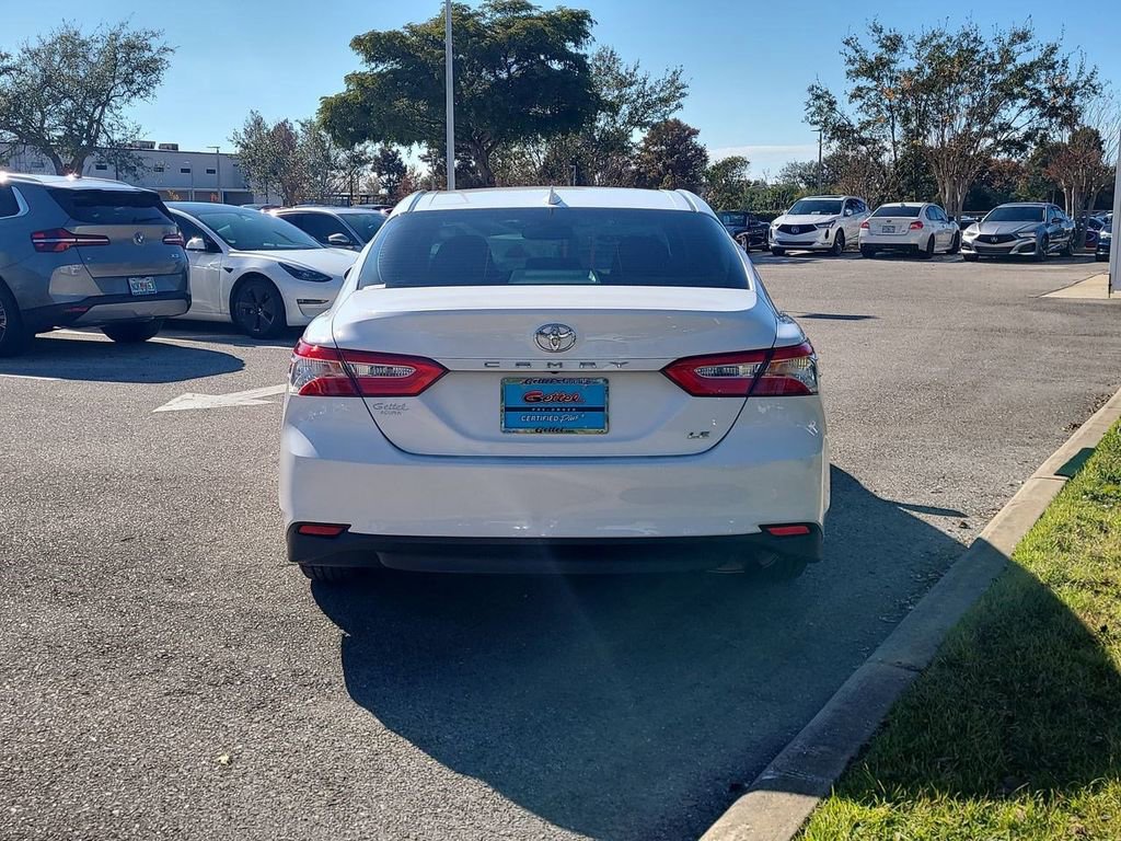 Used 2019 Toyota Camry LE image 12