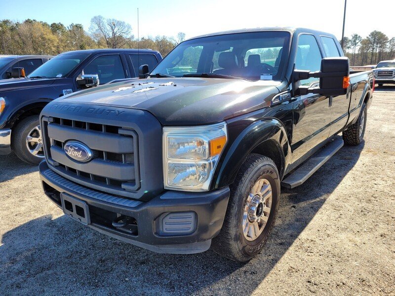Used 2015 Ford F250 XL w/ Power Equipment Group RWD image 8