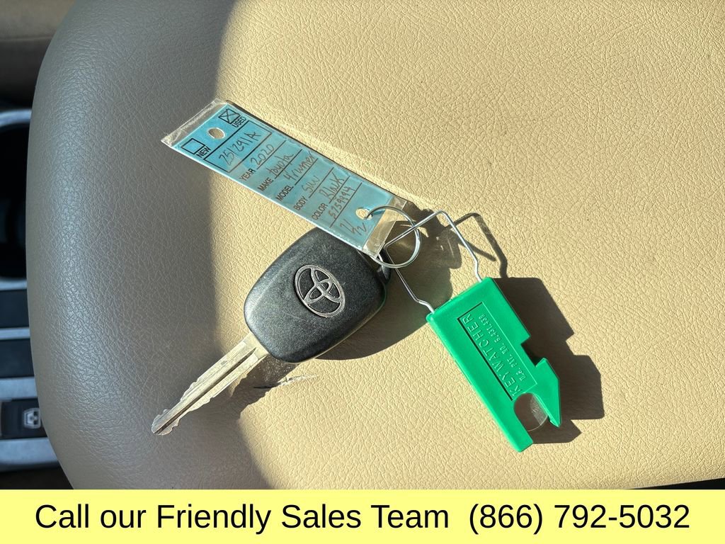 Used 2020 Toyota 4Runner SR5 image 30