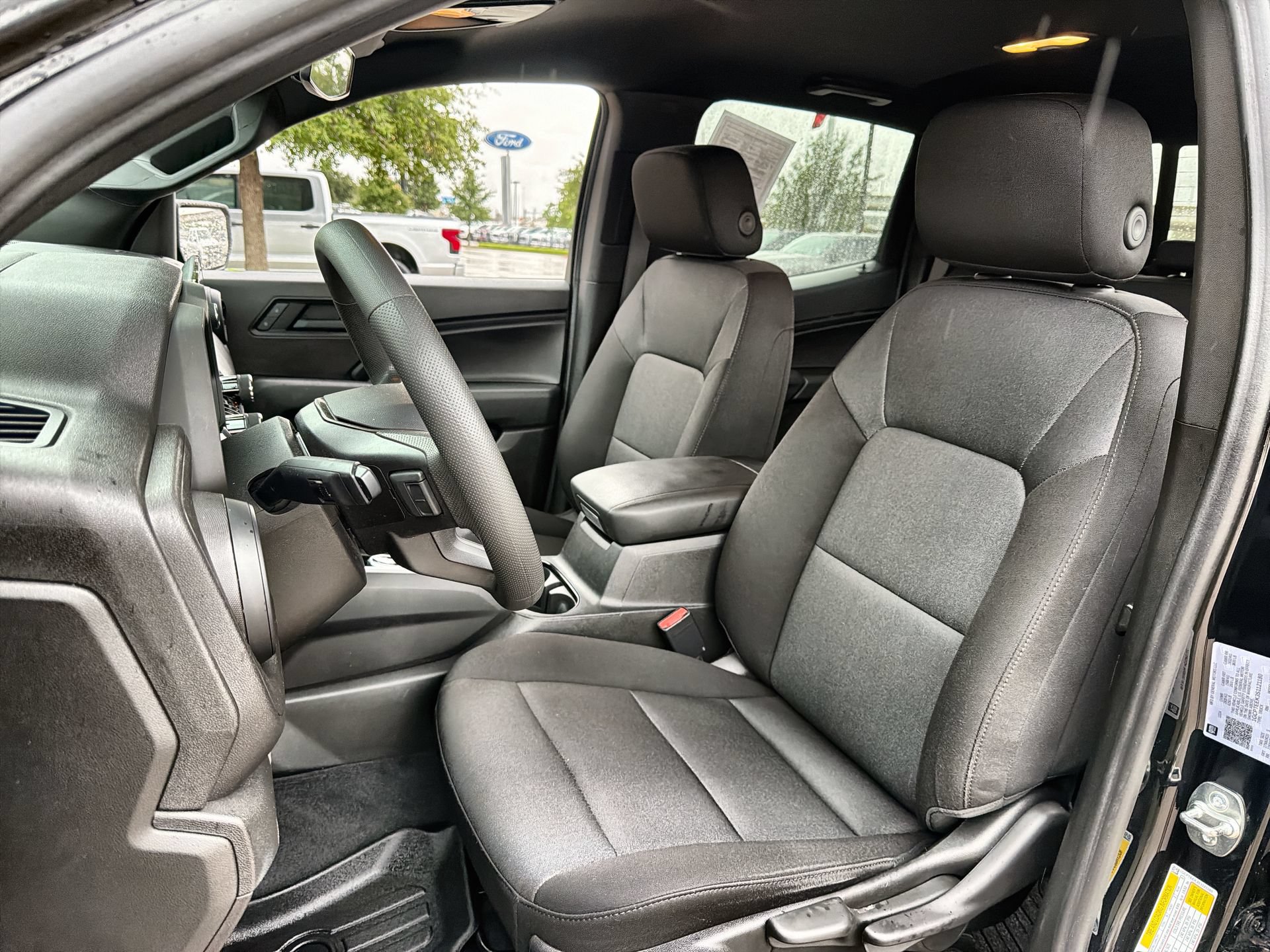 Used 2025 Chevrolet Colorado Trail Boss AWD/4WD image 11