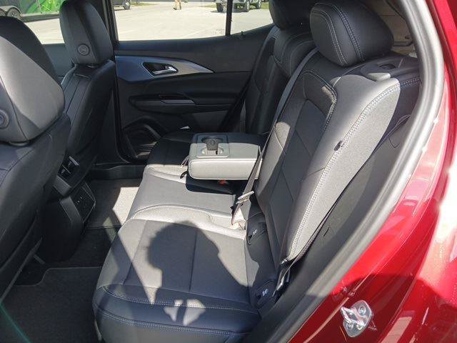 New 2025 Chevrolet Equinox EV LT w/ Active Safety Package 3 AWD/4WD image 29