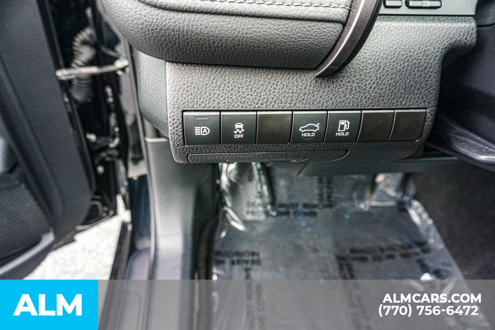 Used 2023 Toyota Camry XLE w/ Navigation Package FWD image 36