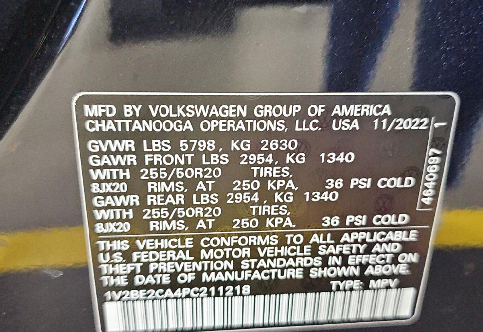 Used 2023 Volkswagen Atlas Cross Sport SEL AWD/4WD image 33