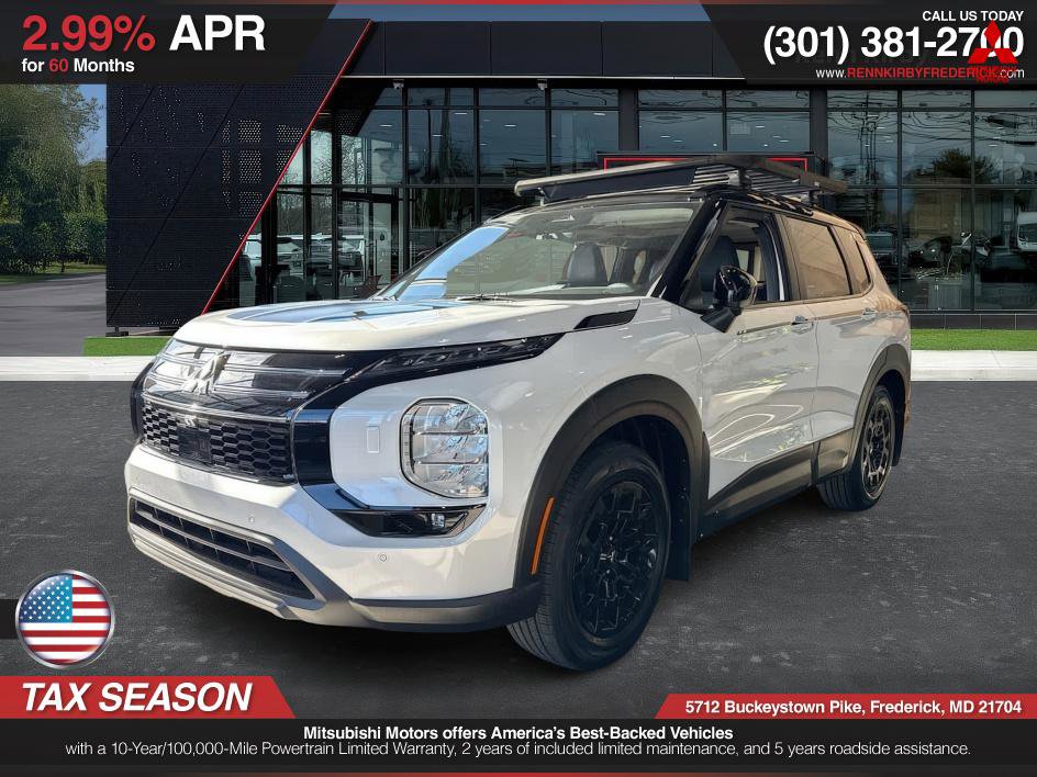 Used 2026 Mitsubishi Outlander Trail Edition image 2