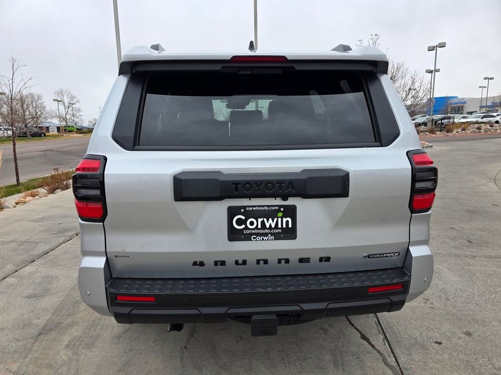Used 2025 Toyota 4Runner TRD Off-Road Premium AWD/4WD image 6