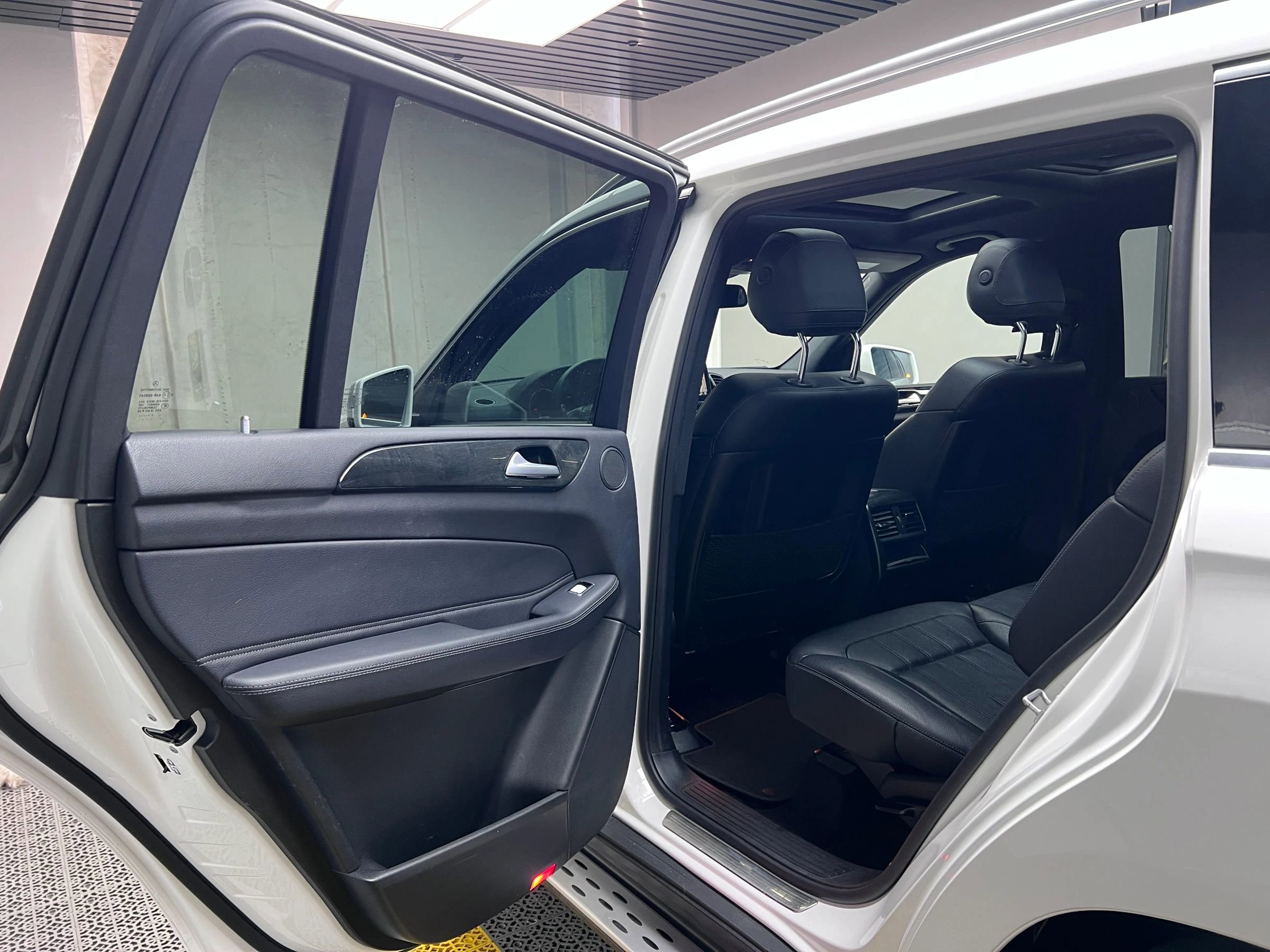 Used 2017 Mercedes-Benz GLS 450 GLS 450 Sport Utility 4D image 13