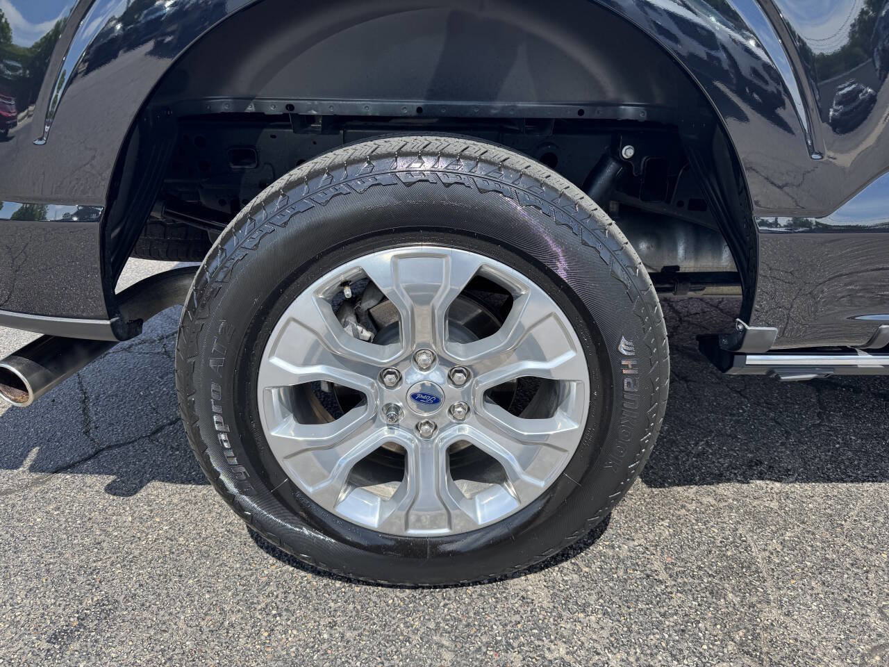 Used 2023 Ford F150 Platinum w/ FX4 Off-Road Package image 4