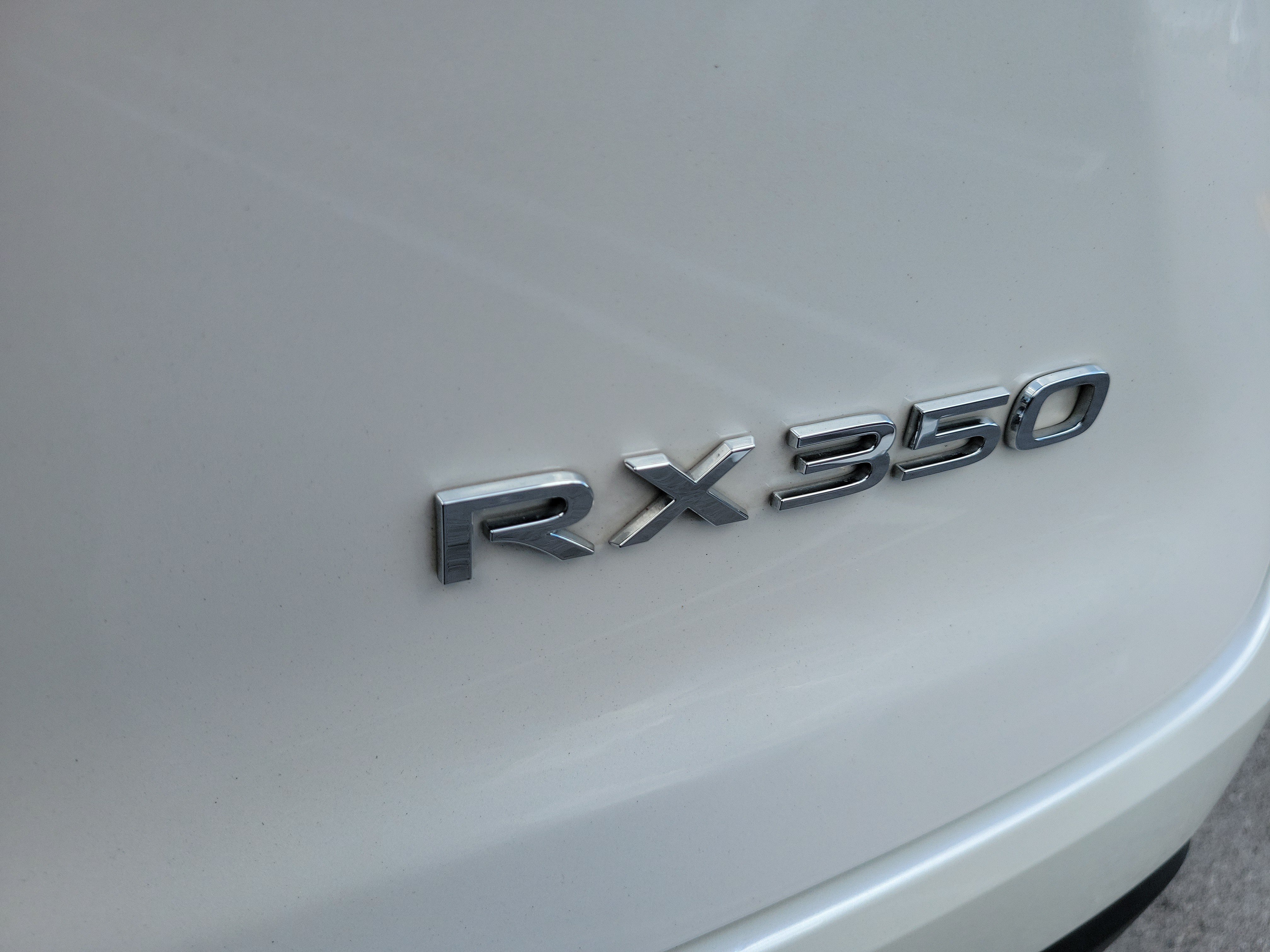 Certified 2024 Lexus RX 350 FWD w/ Technology Package image 8