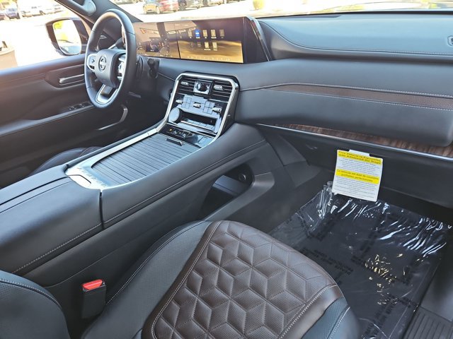 Certified 2026 Nissan Armada Platinum RWD image 30
