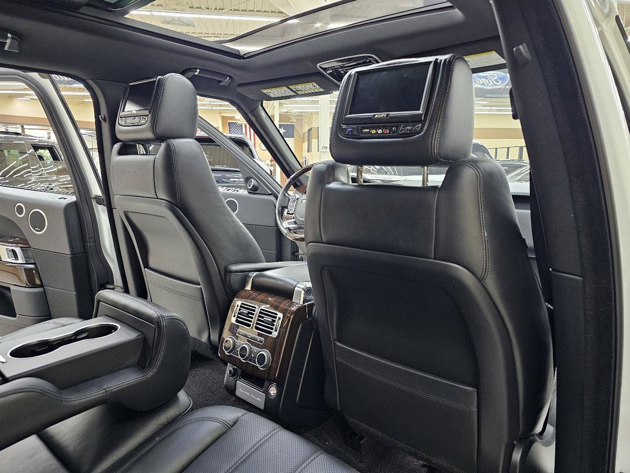 Used 2017 Land Rover Range Rover HSE AWD/4WD image 25