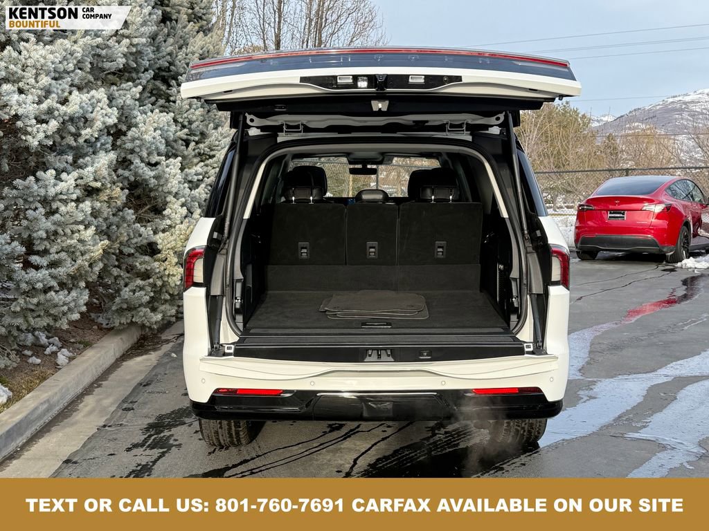 Used 2025 Lincoln Navigator L Reserve image 41